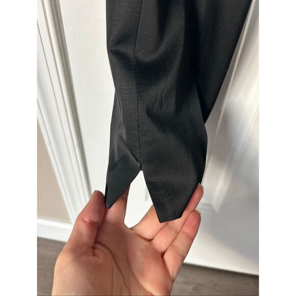 Tahari slik like dress pants with a cut in the back insulated size 0-2 see measu - Picture 6 of 7